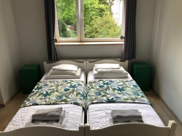 SPOKO Hostel : photo 1 de la chambre grande chambre double 