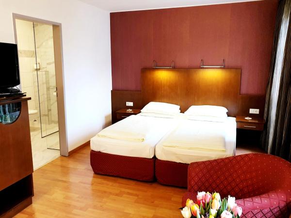 Hotel Via Roma : photo 10 de la chambre chambre double deluxe