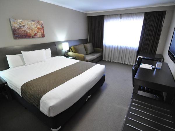 Pavilion On Northbourne : photo 2 de la chambre atrium hotel room