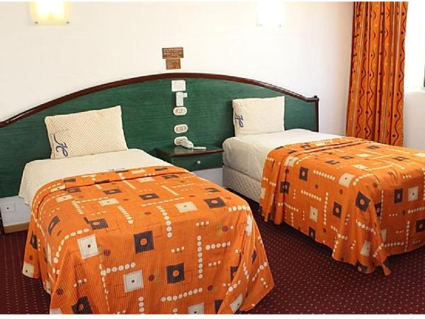 Hotel California : photo 1 de la chambre chambre lits jumeaux