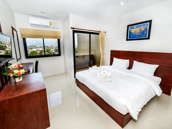 The Topaz Residence Phuket Town : photo 3 de la chambre chambre double deluxe
