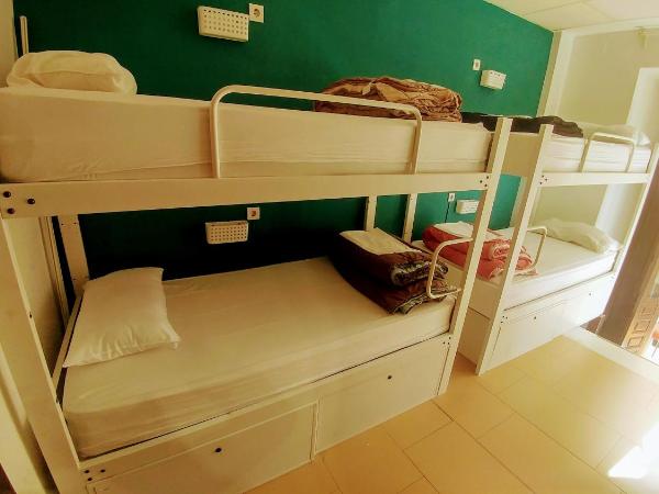 The Lights Hostel : photo 10 de la chambre lit dans dortoir mixte de 6 lits