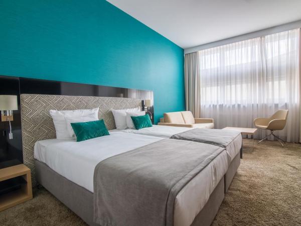 Hotel Bażantowo Sport : photo 1 de la chambre chambre lits jumeaux confort