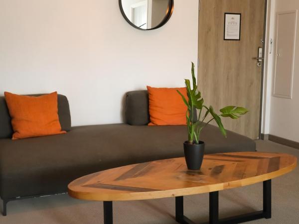 Le Balamina : photo 4 de la chambre suite familiale avec jardin (1 lit double et 2 lits simples)