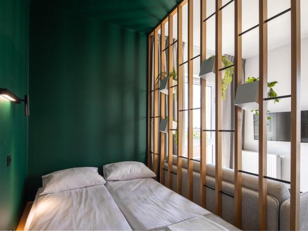 TOP Garden Aparthotel : photo 3 de la chambre studio lit king-size avec canapé-lit