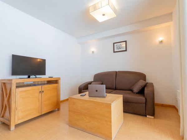 Madame Vacances Résidence Le Parc Des Airelles : photo 6 de la chambre appartement 1 pièce + espace couchage (4 adultes) (bat)