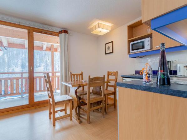 Madame Vacances Résidence Le Parc Des Airelles : photo 2 de la chambre appartement 1 ou 2 pièces + espace couchage (4-5 adultes)