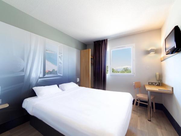 B&B HOTEL Perpignan Saleilles : photo 2 de la chambre chambre double