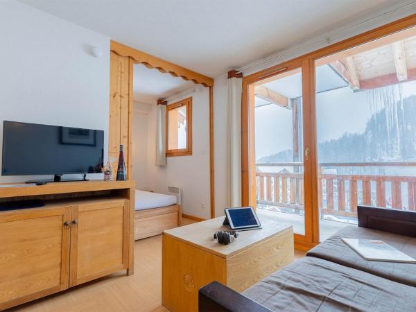 Madame Vacances Résidence Le Parc Des Airelles : photo 1 de la chambre appartement 2 chambres - vue sur pistes (7 adultes) - bbz