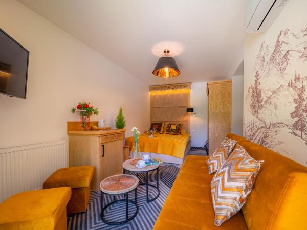 Serce Tatr Residence Zakopane - blisko Krupówek : photo 4 de la chambre chambre triple – vue sur montagne