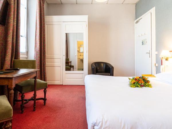 Hôtel des Bains : photo 1 de la chambre chambre double ou lits jumeaux