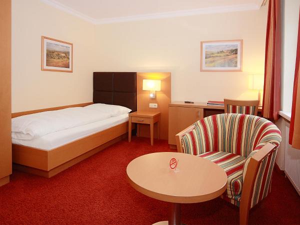 Hotel Goldener Adler : photo 2 de la chambre chambre simple
