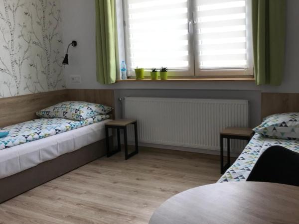 Kathia Pokoje Gościnne : photo 2 de la chambre chambre lits jumeaux avec salle de bains
