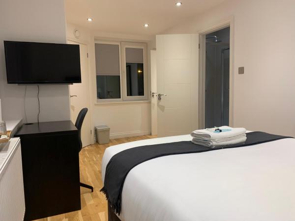 Greenwich Stay : photo 9 de la chambre chambre double avec salle de bains privative