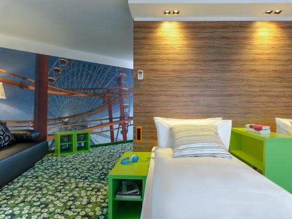 Ibis Styles Wien City : photo 1 de la chambre chambre lits jumeaux