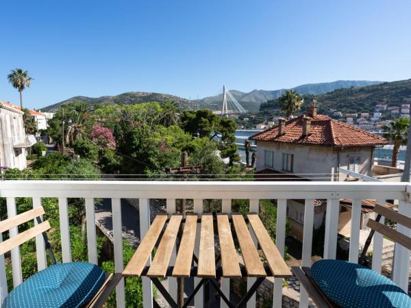 Orsan Residence : photo 6 de la chambre chambre double supérieure avec balcon - vue sur mer