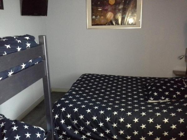 Contact Htel Come Inn : photo 2 de la chambre chambre familiale (2adultes et 2enfants)