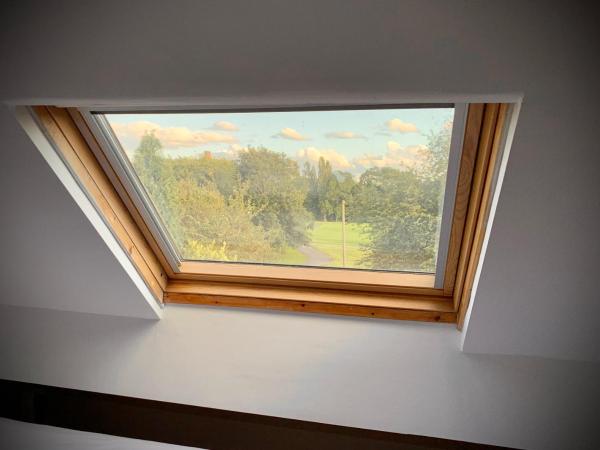 Manchester Stay Hotel - Free Parking : photo 4 de la chambre attic triple en-suite with kitchenette - park view