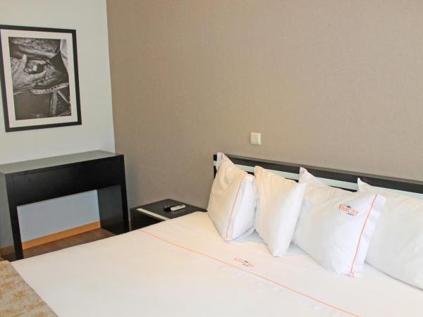 Vivacity Porto - Rooms & Apartments : photo 9 de la chambre chambre double ou lits jumeaux supérieure avec balcon