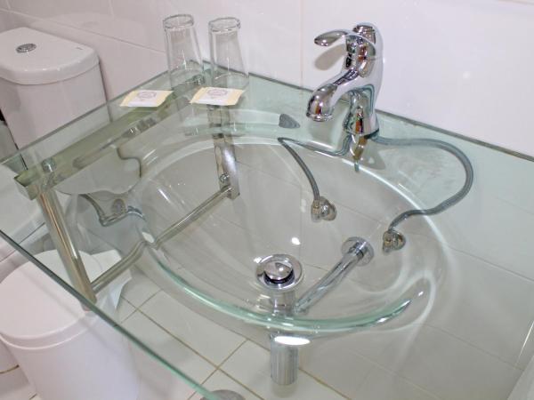 Vivacity Porto - Rooms & Apartments : photo 8 de la chambre chambre double avec balcon