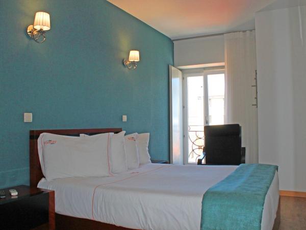 Vivacity Porto - Rooms & Apartments : photo 1 de la chambre chambre double supérieure avec balcon