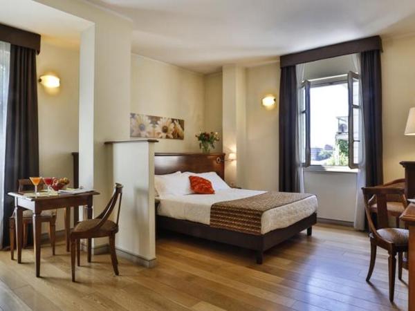 Hotel & Residence Torino Centro - Stazione Porta Susa : photo 1 de la chambre grande chambre double 