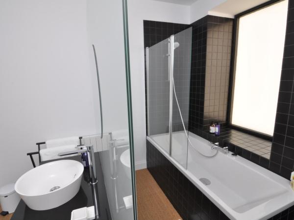 Les Tourelles : photo 3 de la chambre chambre double supérieure