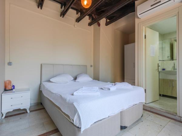 Hayalbaz : photo 7 de la chambre chambre double avec balcon