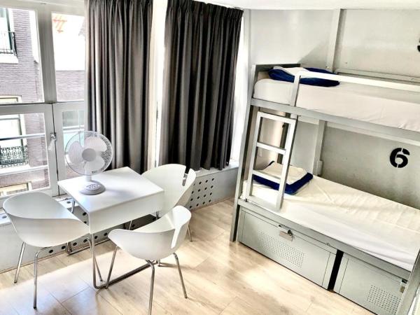 The White Tulip Hostel : photo 2 de la chambre lit dans dortoir mixte de 6 lits