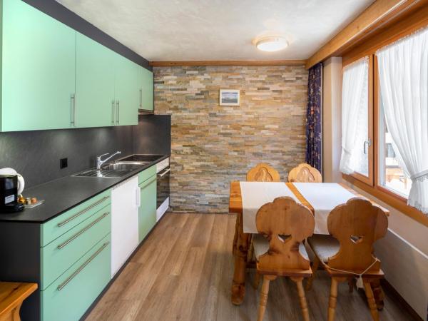 Hotel Matterhornblick : photo 1 de la chambre appartement (3 adultes)