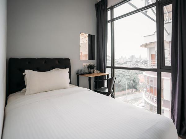 B Lot Hotel : photo 5 de la chambre chambre simple standard