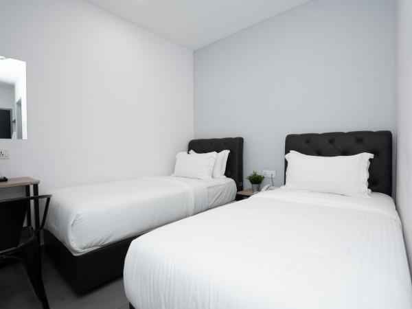 B Lot Hotel : photo 6 de la chambre chambre lits jumeaux deluxe sans fenêtre