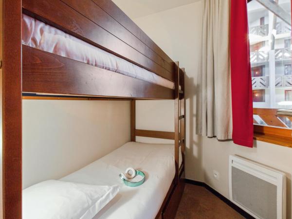 Résidence Pierre & Vacances Le Tikal : photo 3 de la chambre appartement 1 chambre avec alcôve (6 personnes)