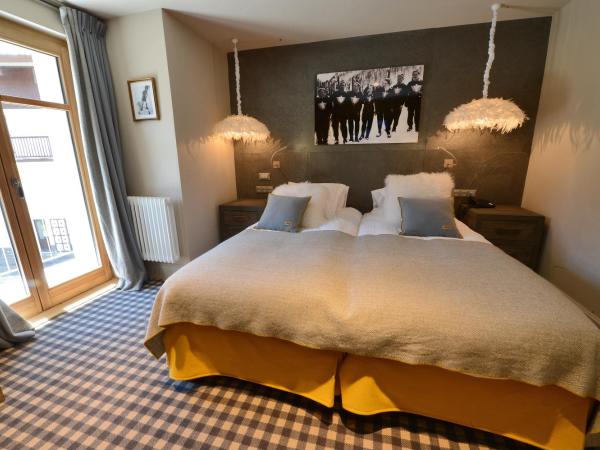 Maison de Famille Les 5 Frères : photo 1 de la chambre chambre double ou lits jumeaux avec douche ou baignoire - sud