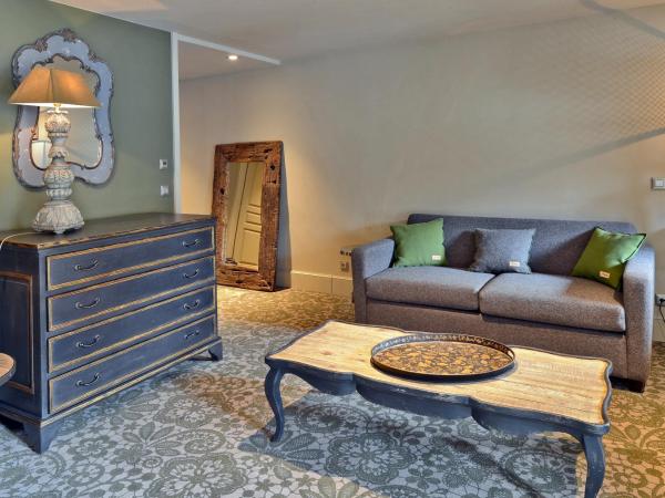 Maison de Famille Les 5 Frères : photo 4 de la chambre grande chambre double ou lits jumeaux