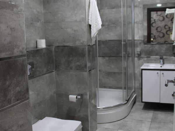 Petrol-İş İstanbul Misafirhanesi : photo 5 de la chambre chambre lits jumeaux avec lit d’appoint - 301