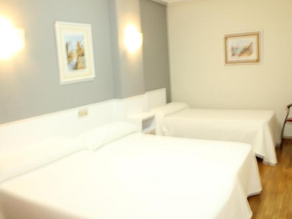 Hotel Fuente La Plata : photo 1 de la chambre chambre triple