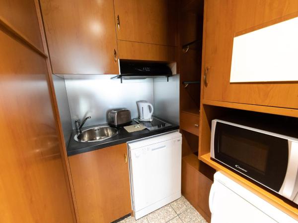 Goldstar Apartments & Suites : photo 8 de la chambre chambre double classique