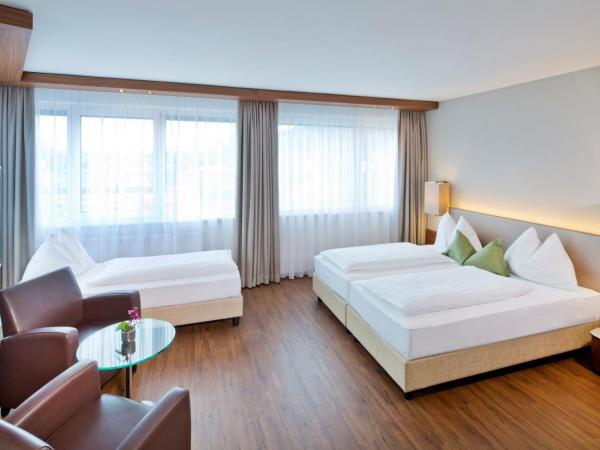 Hotel Penz West : photo 1 de la chambre chambre triple affaires