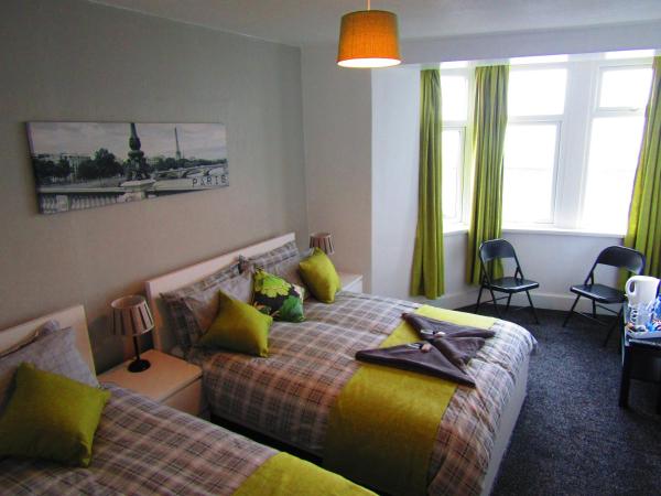 Alderley Hotel Blackpool : photo 3 de la chambre chambre familiale - vue sur mer