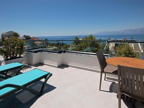 Pure Blanche Hotel : photo 3 de la chambre suite junior avec terrasse