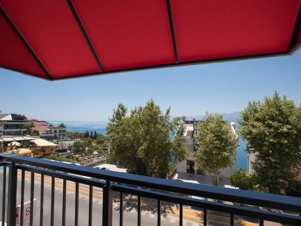 Pure Blanche Hotel : photo 4 de la chambre chambre double deluxe - vue sur mer