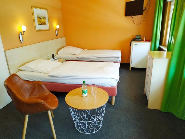 Rheinland Hotel : photo 1 de la chambre chambre double