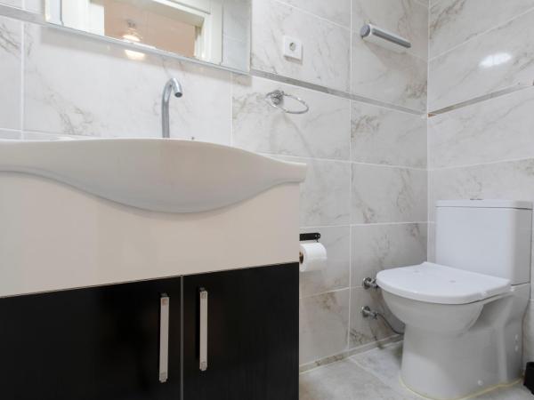 Hayalbaz : photo 4 de la chambre chambre triple - vue sur mer