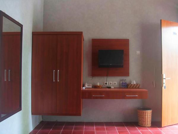 Ndalem Mantrigawen : photo 6 de la chambre chambre double standard