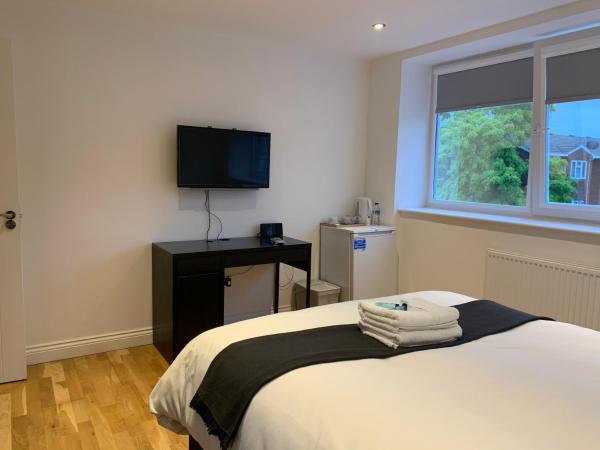 Greenwich Stay : photo 5 de la chambre chambre double avec salle de bains commune