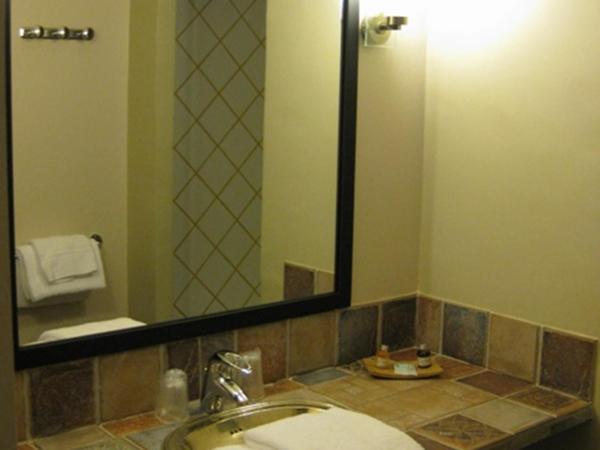 Hotel De La Gare : photo 1 de la chambre chambre lits jumeaux