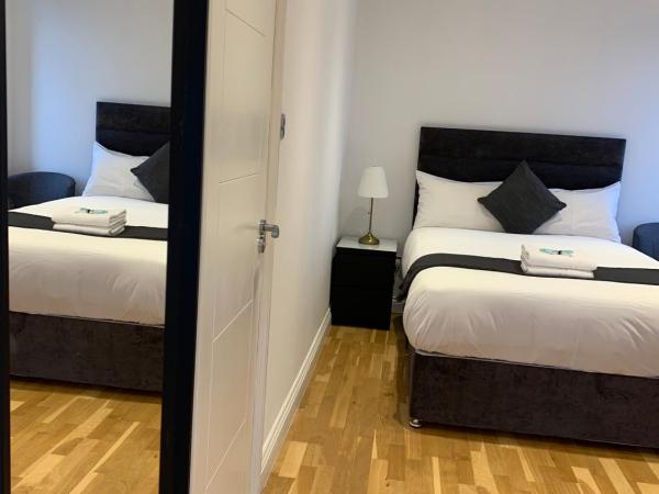 Greenwich Stay : photo 8 de la chambre chambre double avec salle de bains privative