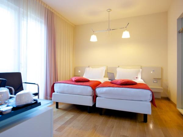Hotel Mercure Milano Solari : photo 1 de la chambre chambre lits jumeaux classique
