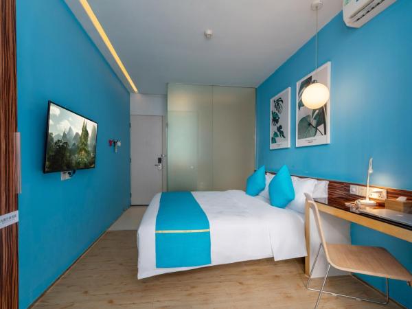 Shenzhen Dongmen Colour Hotel : photo 7 de la chambre chambre standard lit queen-size